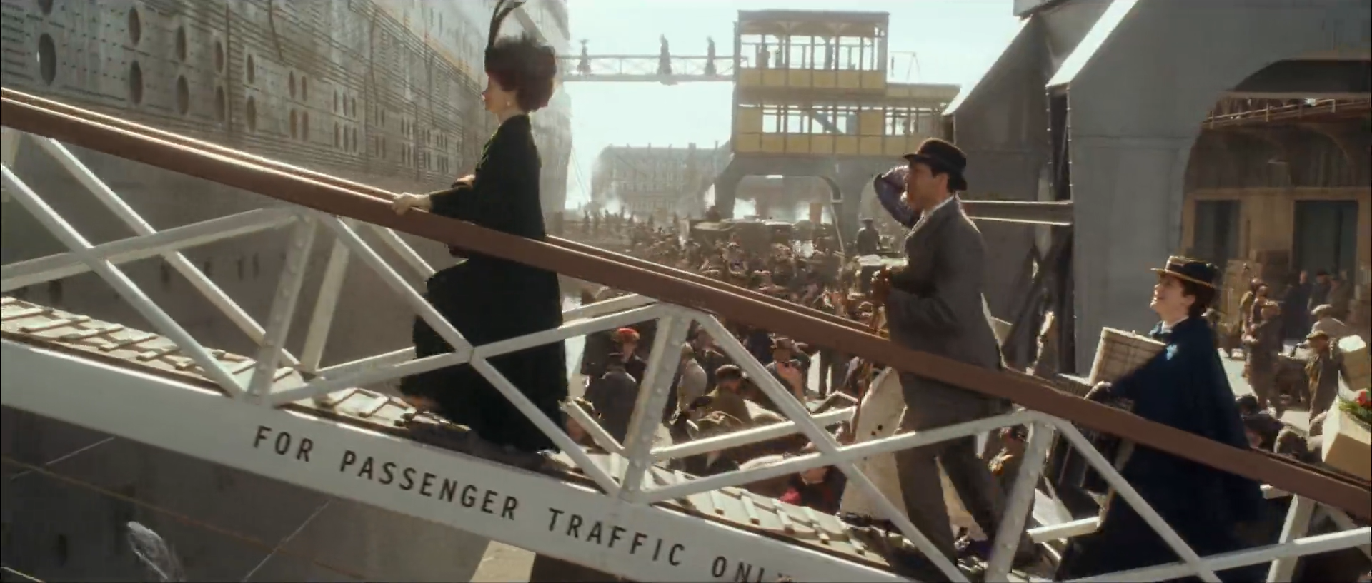 海铁浮沉:以货代人的视角看世界政治